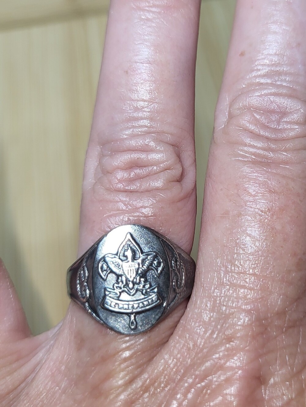 Vintage Collectable Sterling Silver Boy Scouts Emblem Signet Ring - Sz 8